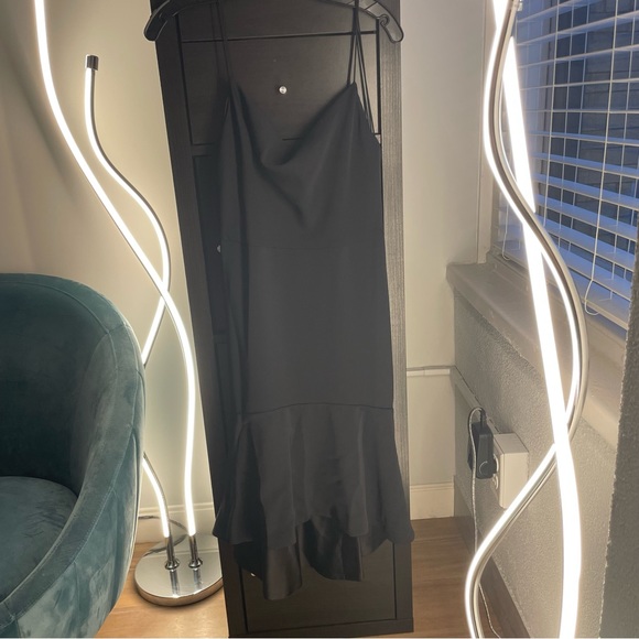 Alice + Olivia Adrina Flounce Hem Midi Dress in Black - Picture 7 of 15